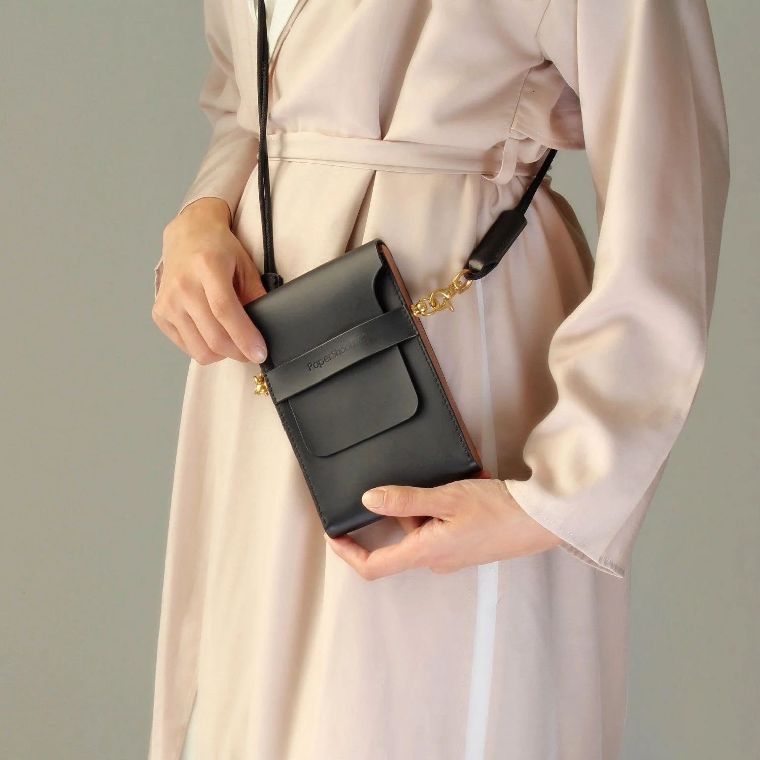 Italian Vegetable Tanned Leather Shoulder Bag - Image 4