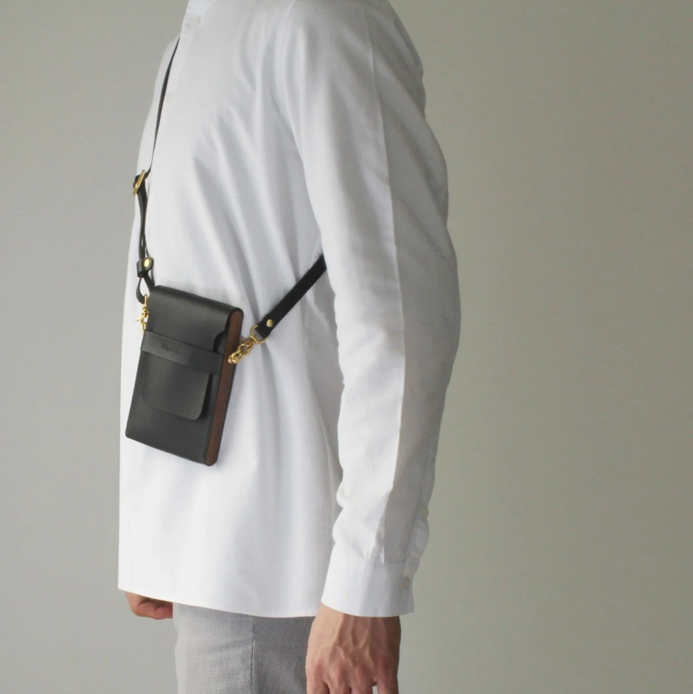Italian Vegetable Tanned Leather Shoulder Bag - Image 5