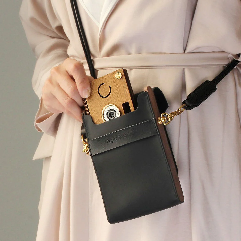 Italian Vegetable Tanned Leather Shoulder Bag - Image 6