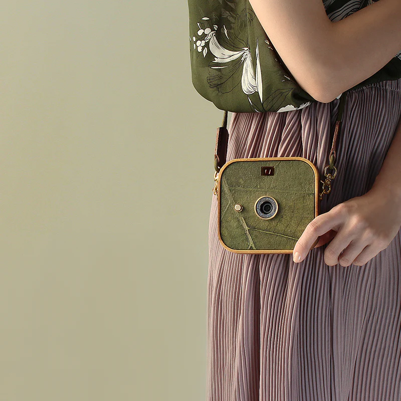 Thinkk&Shoot  Case :: The Leaf - Image 5